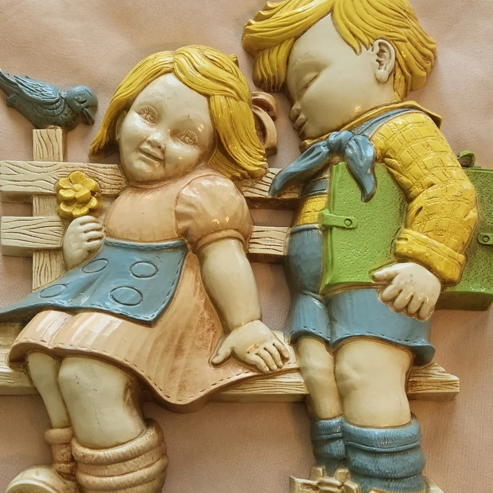Vintage Wall Plaque with Children and Bird HOMCO 1977 Dart Plastics Decor